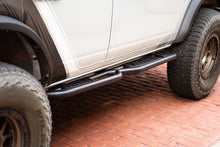 Load image into Gallery viewer, DV8 Offroad Side Steps DV8 Offroad 21-22 Ford Bronco OE Plus Series Side Steps