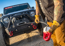 Load image into Gallery viewer, FlatLink Expert Closed Winch Shackle Mount Orange Factor 55