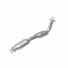 Load image into Gallery viewer, Magnaflow Catalytic Converter Direct Fit Magnaflow Conv DF 07-08 Tundra 5.7L P/S