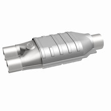 Load image into Gallery viewer, Magnaflow Catalytic Converter Universal MagnaFlow Conv Univ 2/2.5 D/S Single O2 FED