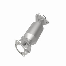 Load image into Gallery viewer, Magnaflow Catalytic Converter Direct Fit Magnaflow Conv DF 13-15 Frontier 4 Close Coupled