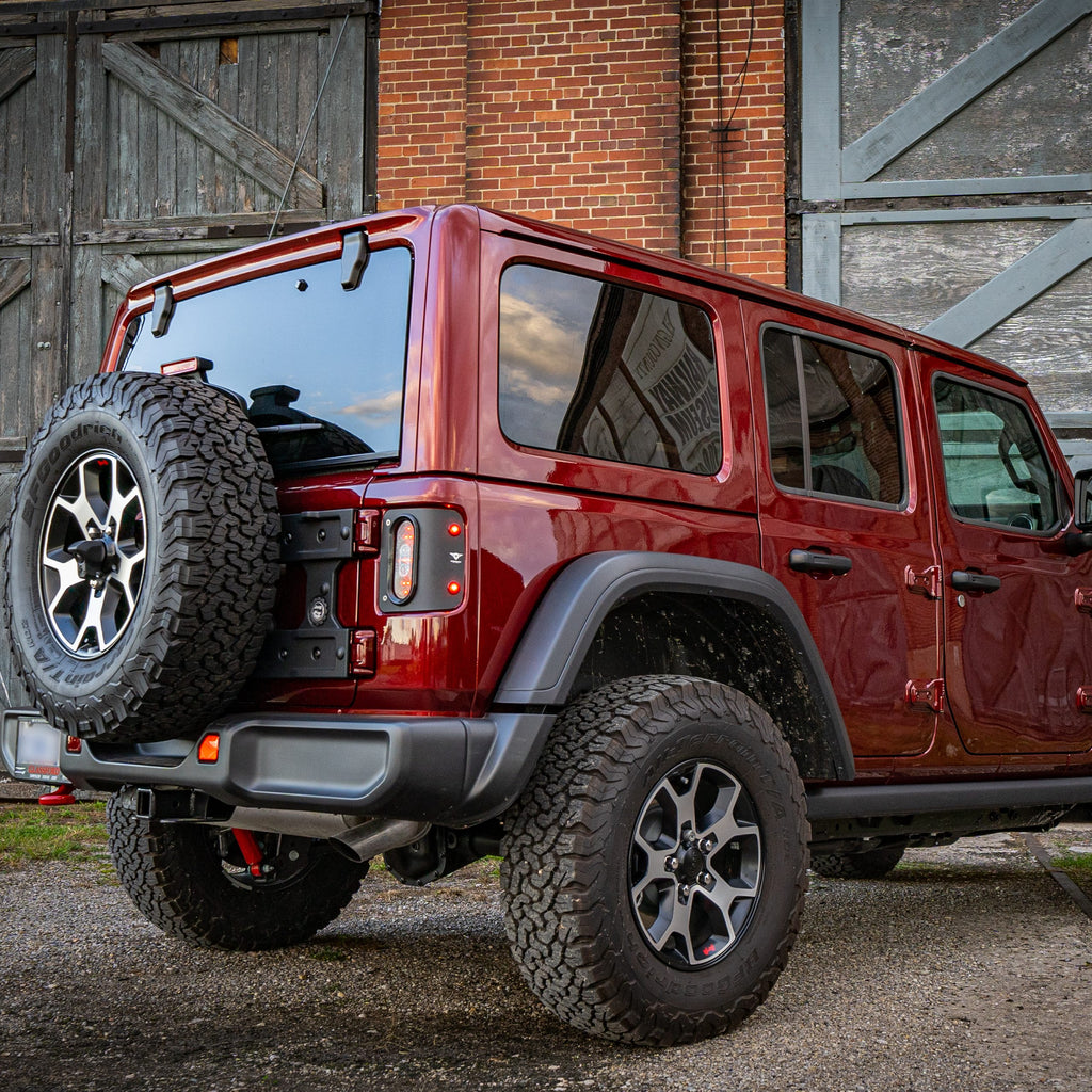 25-1050-Combat-Tail-Gunner-Tail-Lights-Jeep-JL-3OV.jpg