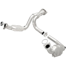 Load image into Gallery viewer, Magnaflow Catalytic Converter Direct Fit MagnaFlow Conv DF 07-08 Escalade 6.2 Driver Side OEM