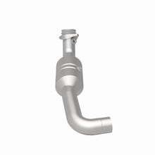 Load image into Gallery viewer, Magnaflow Catalytic Converter Direct Fit Magnaflow Conv DF 2011-2014 F-150 5.0L Underbody