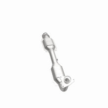 Load image into Gallery viewer, Magnaflow Catalytic Converter Direct Fit Magnaflow Conv DF 07-08 Tundra 5.7L P/S