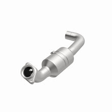 Load image into Gallery viewer, Magnaflow Catalytic Converter Direct Fit Magnaflow Conv DF 2011-2014 F-150 5.0L Underbody