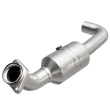 Load image into Gallery viewer, Magnaflow Catalytic Converter Direct Fit Magnaflow Conv DF 2011-2014 F-150 5.0L Underbody