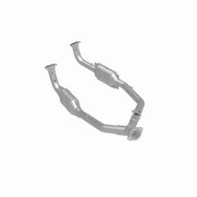 Load image into Gallery viewer, Magnaflow Catalytic Converter Direct Fit MagnaFlow Conv DF 99-04 LR Discovery V8 49S