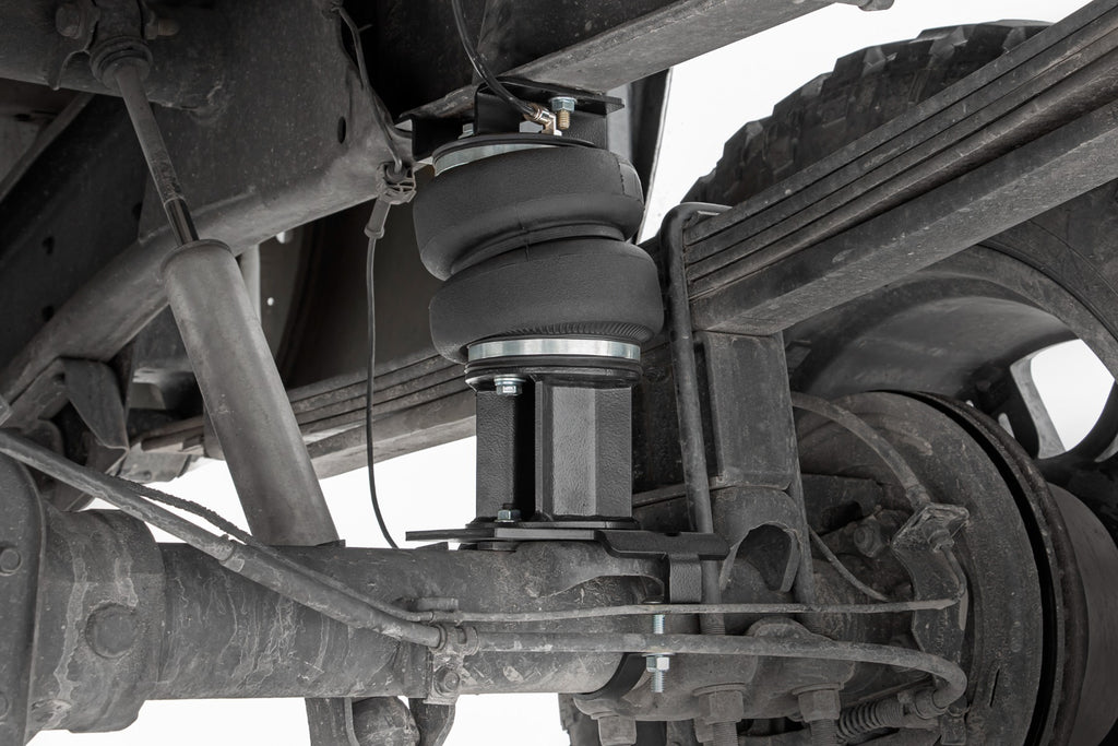 Air Spring Kit 0-6 Inch Lift without Onboard Air Comprsseor 01-10 Chevy/GMC 2500HD Rough Country