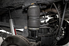 Load image into Gallery viewer, Air Spring Kit w/compressor Ram 2500/3500 4WD (2014-2022) Rough Country