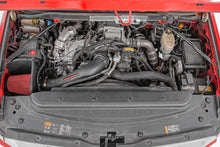 Load image into Gallery viewer, 17-19 Chevy/GMC 2500HD 6.6L Cold Air Intake Rough Country