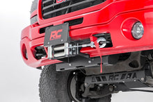 Load image into Gallery viewer, Hidden Winch Mounting Plate 99-06 Silverado/Sierra 1500 Rough Country