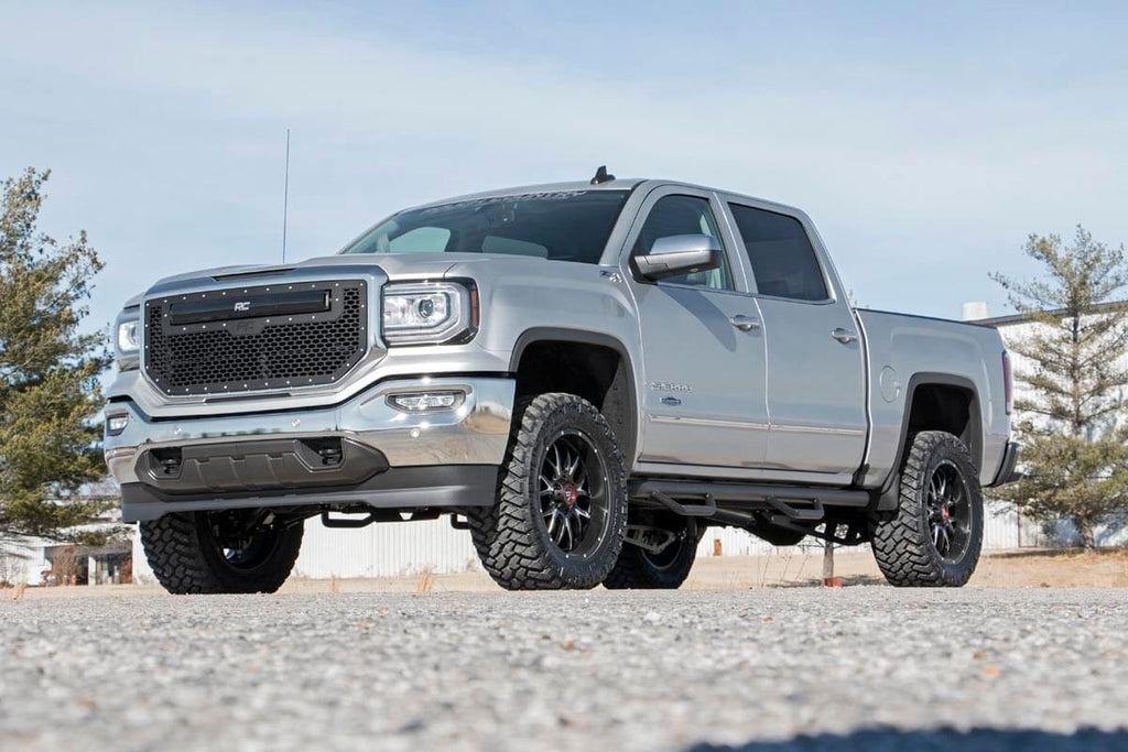 Rough Country Lift Kits 3.5 Inch Suspension Lift Knuckle Kit w/Struts 14-18 Silverado/Sierra 1500 4WD Aluminum & Stamped Steel Rough Country - 12132