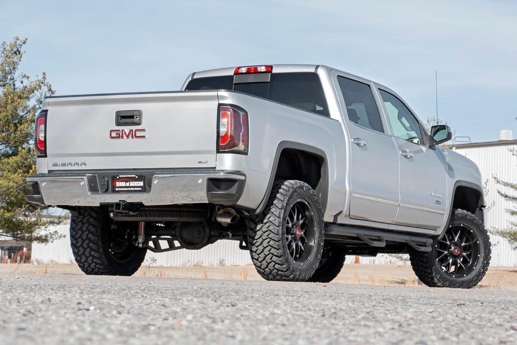 Rough Country Lift Kits 3.5 Inch GM Suspension Lift Knuckle Kit Vertex w/V2 Shocks (14-18 1500 PU 4WD Cast Steel) Rough Country - 12457