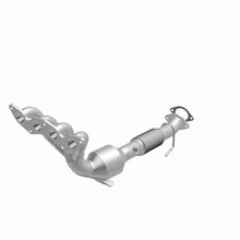 Load image into Gallery viewer, Magnaflow Catalytic Converter Direct Fit MagnaFlow Conv DF 2012 Ford Focus 2.0L