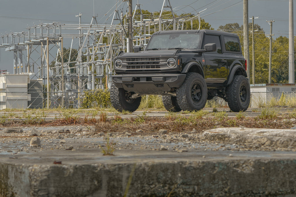 Atlas | Satin Black