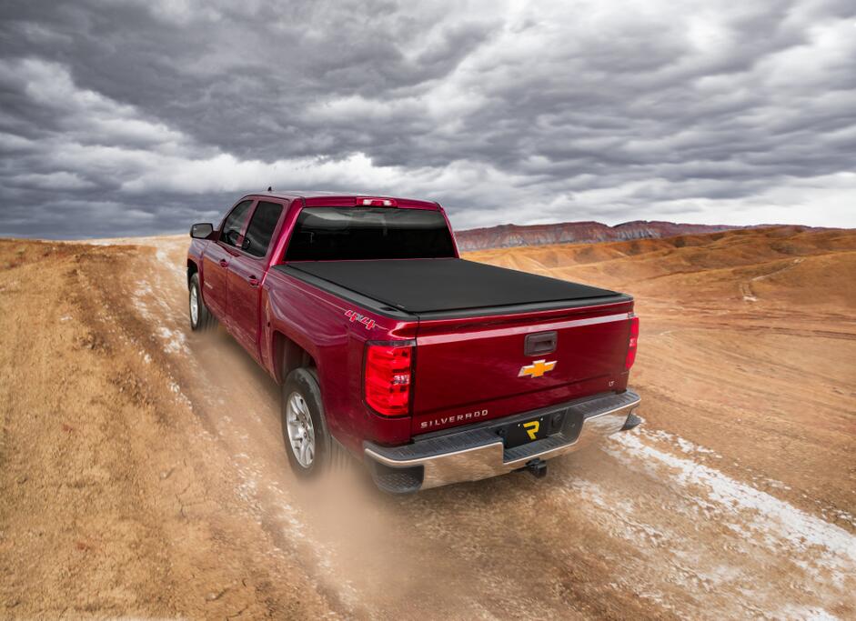 Pro X15 Tonneau Cover Black 2005-2021 Nissan Frontier/2009-2012 Suzuki Equator 4 Foot11 Inch Bed Truxedo