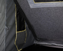 Load image into Gallery viewer, 18099901 Mamba 3 Roof Top Tent - Clam Shell Roof Top Tent Overland Vehicle Systems