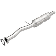 Load image into Gallery viewer, Magnaflow Catalytic Converter Direct Fit MagnaFlow Conv DF 00-01 Excursion With 5.4L A