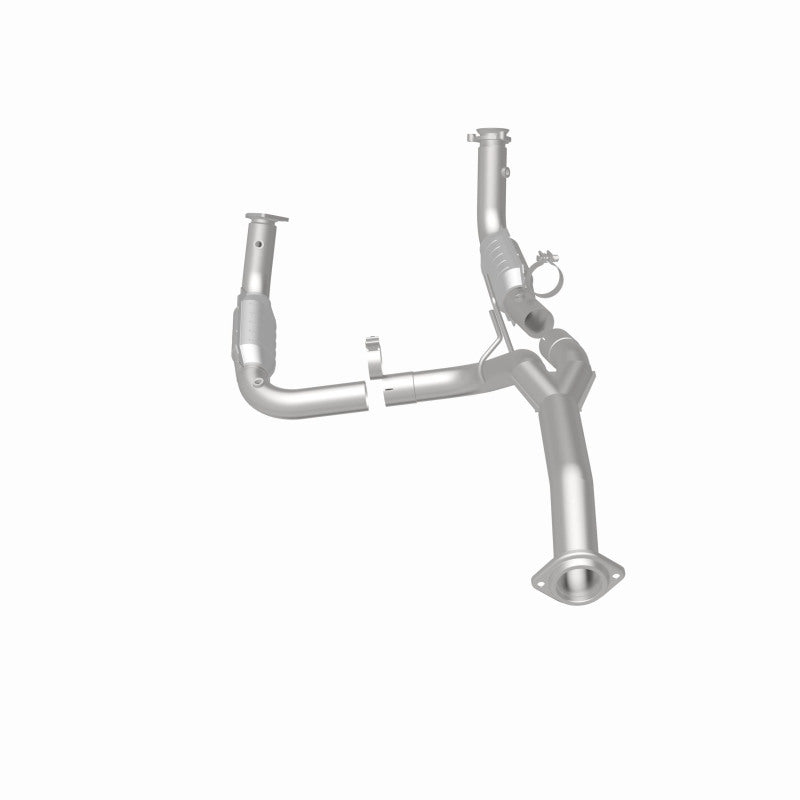 Magnaflow Catalytic Converter Direct Fit MagnaFlow Conv Direct Fit 11-16 Chevrolet Silverado 2500HD/3500HD / GMC Sierra 2500HD/3500HD