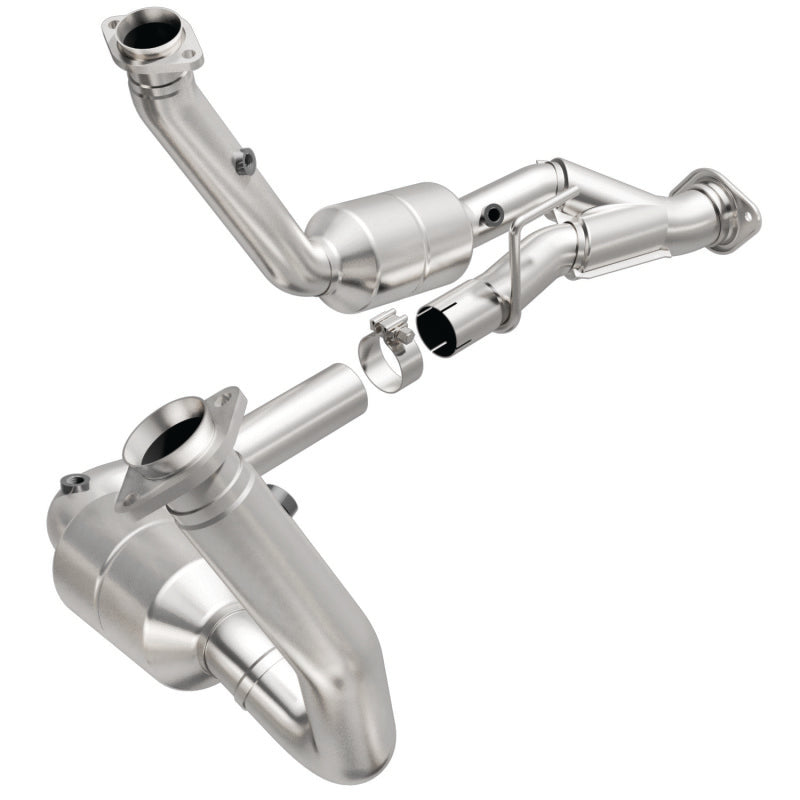 Magnaflow Catalytic Converter Direct Fit MagnaFlow Conv DF 06-07 Jeep Commander / 05-10 Grand Cherokee 5.7L Y-Pipe Assy (49 State)