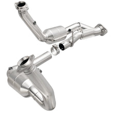 Load image into Gallery viewer, Magnaflow Catalytic Converter Direct Fit MagnaFlow Conv DF 06-07 Jeep Commander / 05-10 Grand Cherokee 5.7L Y-Pipe Assy (49 State)