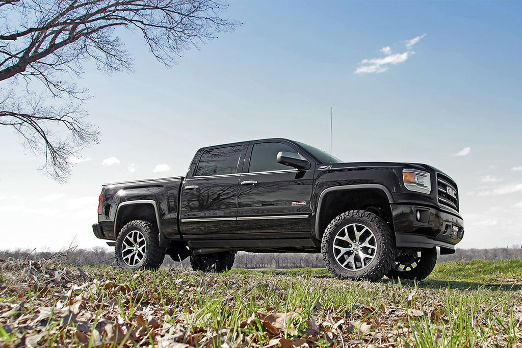 6.0 Inch GM Suspension Lift Kit w/N3 Struts and N3 Shocks 14-18 1500 PU 4WD Cast Steel Rough Country