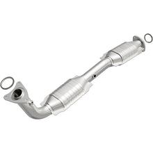 Load image into Gallery viewer, Magnaflow Catalytic Converter Direct Fit Magnaflow Conv DF 07-08 Tundra 5.7L P/S