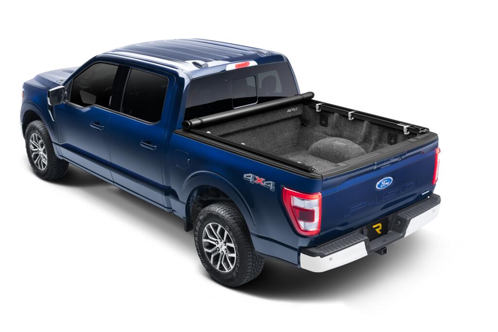 TruXport Tonneau Cover Black 2015-2025 Ford F-150 5 Foot 7 Inch Bed (Includes Lightning) Truxedo