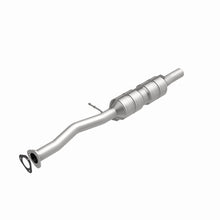 Load image into Gallery viewer, Magnaflow Catalytic Converter Direct Fit MagnaFlow Conv DF 00-01 Excursion With 5.4L A