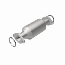 Load image into Gallery viewer, Magnaflow Catalytic Converter Direct Fit MagnaFlow Conv Chevrolet-Geo-Toyota 12.5X6.5X