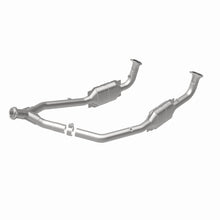 Load image into Gallery viewer, Magnaflow Catalytic Converter Direct Fit MagnaFlow Conv DF 99-04 LR Discovery V8 49S