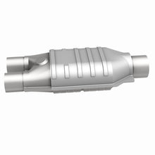 Load image into Gallery viewer, Magnaflow Catalytic Converter Universal MagnaFlow Conv Univ 2.5/2 S/D FED