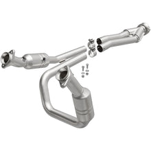 Load image into Gallery viewer, Magnaflow Catalytic Converter Direct Fit MagnaFlow Conv Direct Fit 2015 Ford Transit-150/250/350 V6 3.7L