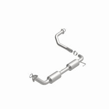 Load image into Gallery viewer, Magnaflow Catalytic Converter Direct Fit MagnaFlow Conv DF 8/08-09 Toyota Tundra 5.7L Driver Side