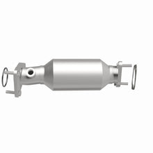 Load image into Gallery viewer, Magnaflow Catalytic Converter Direct Fit Magnaflow Conv DF 13-15 Frontier 4 Close Coupled