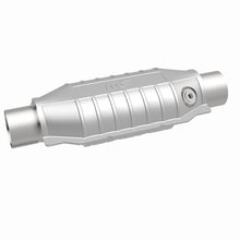 Load image into Gallery viewer, Magnaflow Catalytic Converter Universal MagnaFlow Conv Univ 3 Single O2 Boss