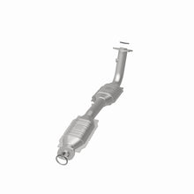 Load image into Gallery viewer, Magnaflow Catalytic Converter Direct Fit Magnaflow Conv DF 07-08 Tundra 5.7L P/S