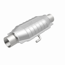 Load image into Gallery viewer, Magnaflow Catalytic Converter Universal MagnaFlow Conv Universal 2.5 inch T2 Rear