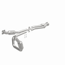 Load image into Gallery viewer, Magnaflow Catalytic Converter Direct Fit MagnaFlow Conv Direct Fit 2015 Ford Transit-150/250/350 V6 3.7L