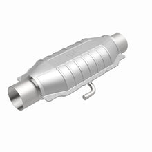Load image into Gallery viewer, Magnaflow Catalytic Converter Universal MagnaFlow Conv Univ 2.5 W/Air FED