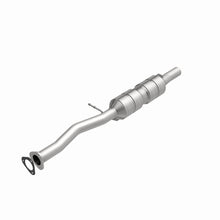 Load image into Gallery viewer, Magnaflow Catalytic Converter Direct Fit MagnaFlow Conv DF 00-01 Excursion With 5.4L A