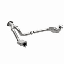 Load image into Gallery viewer, Magnaflow Catalytic Converter Direct Fit MagnaFlow Conv DF 07-08 Escalade 6.2 Driver Side OEM
