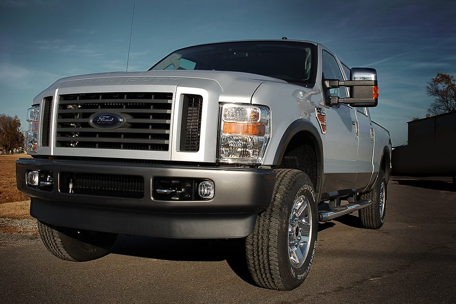 2 Inch Leveling Spacers 05-23 F-250/350 Rough Country