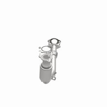 Load image into Gallery viewer, Magnaflow Catalytic Converter Direct Fit MagnaFlow 10-14 Chevy Equinox / GMC Terrain 2.4L Direct Fit Catalytic Converter