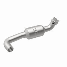 Load image into Gallery viewer, Magnaflow Catalytic Converter Direct Fit Magnaflow Conv DF 2011-2014 F-150 5.0L Underbody