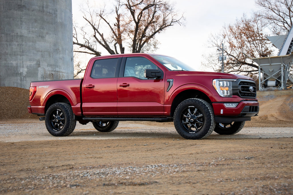 2.0 Inch Ford Leveling Kit w/N3 Shocks For 2021 F-150 Rough Country