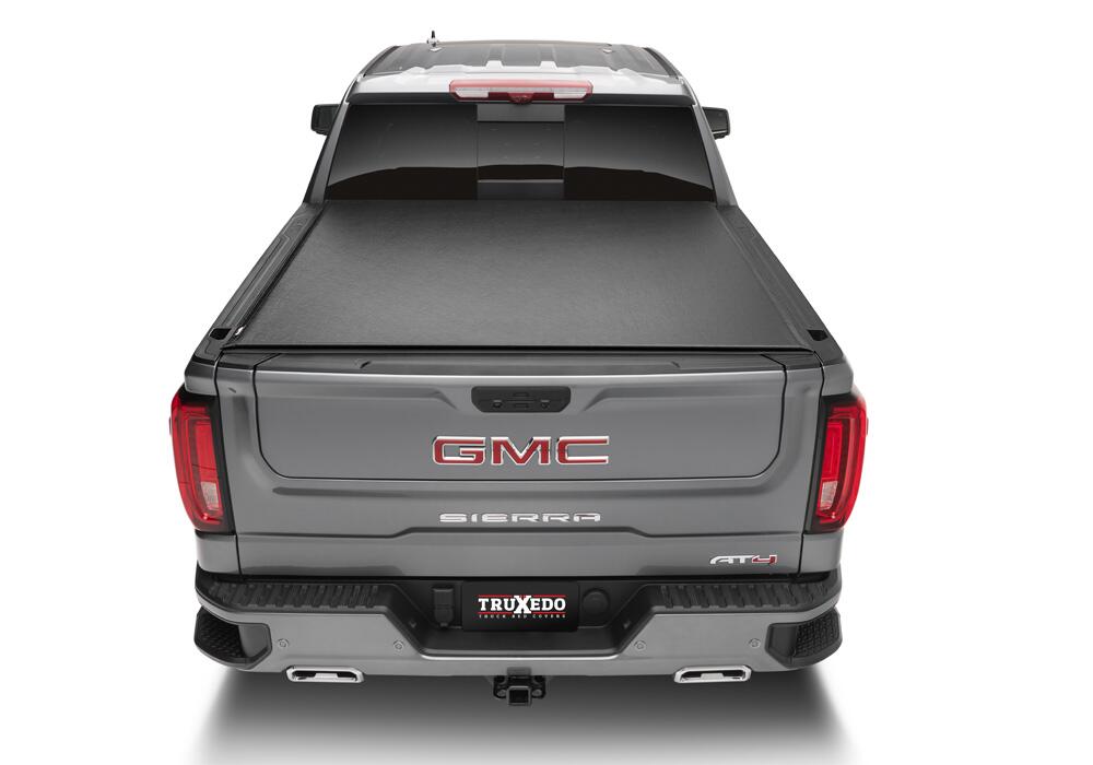Lo Pro Tonneau Cover Black 2020-2026 GMC Sierra (with CarbonPro Bed) 5 Foot 9 Inch Bed Truxedo