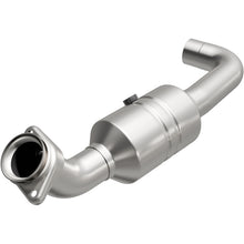 Load image into Gallery viewer, Magnaflow Catalytic Converter Direct Fit Magnaflow Conv DF 2011-2014 F-150 5.0L Underbody