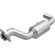 Load image into Gallery viewer, Magnaflow Catalytic Converter Direct Fit MagnaFlow 15-17 Ford F-150 XL V6 3.5L Direct Fit OEM Grade Federal Catalytic Converter